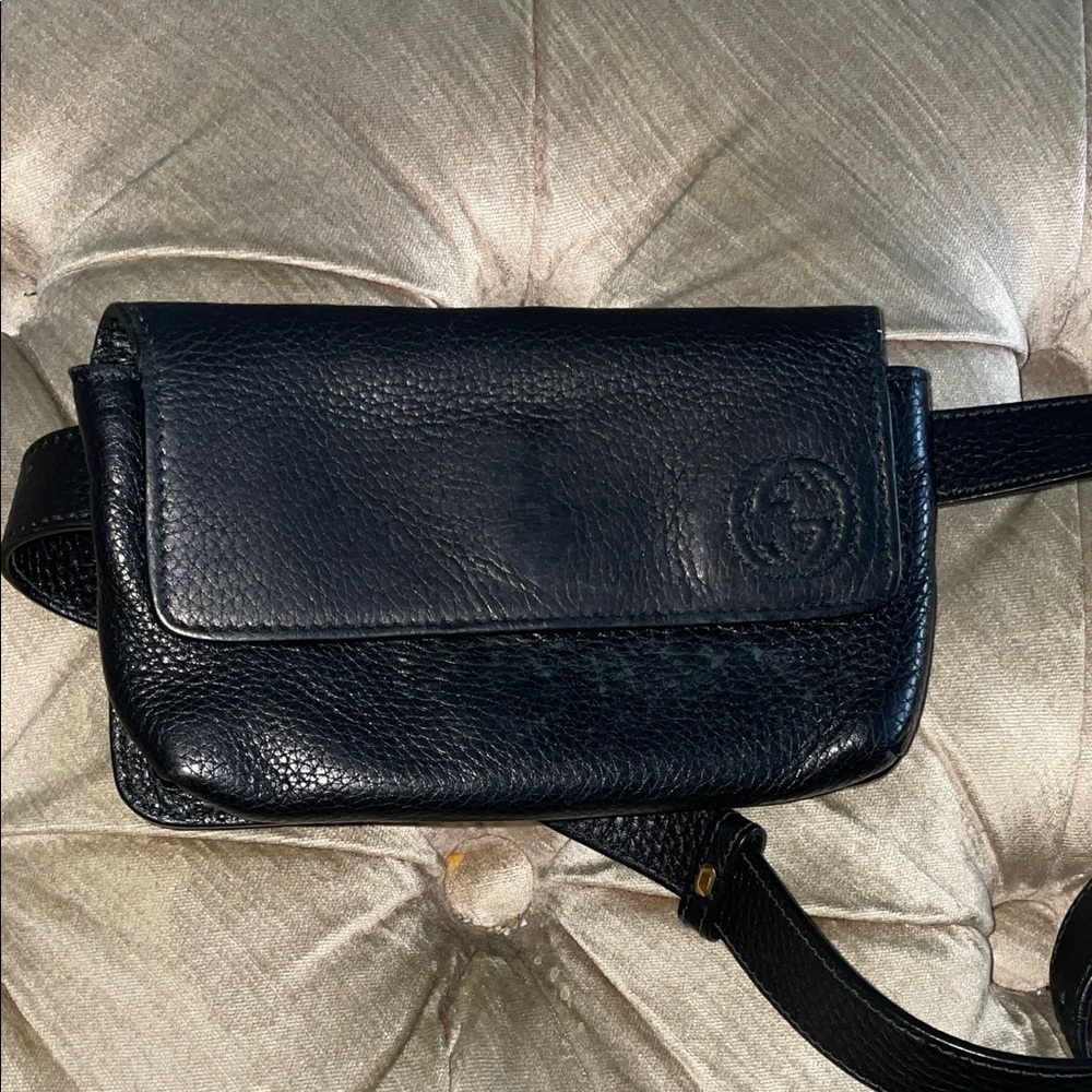 Authentic Gucci Textured Black Leather belt bag (unisex)